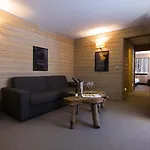 Super G فندق كورمايور