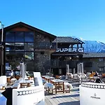 Super G Hotel 3*