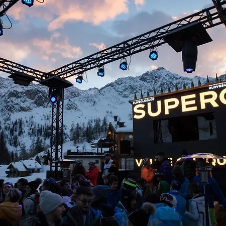 Super G Hotel 3*